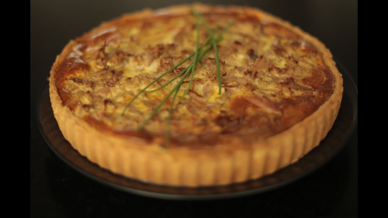Recette de la tarte au thon, poivron et herbes par Hervé Cuisine