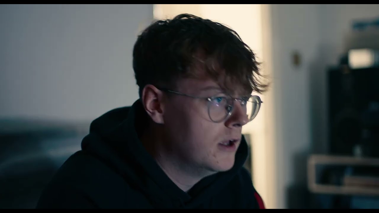 Ethan Watched the Football | ARRI Alexa Mini & Zeiss Superspeeds & Loawa 100mm Macro