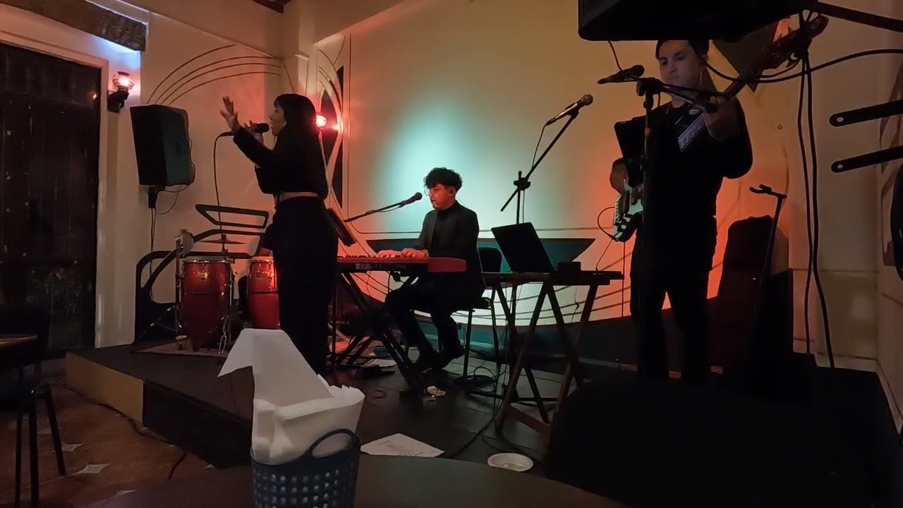 Tania Matus @TaniaMatus - Mango (Foro Museba) 