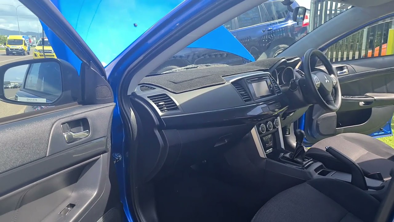 2016 Mitsubishi Lancer es sport