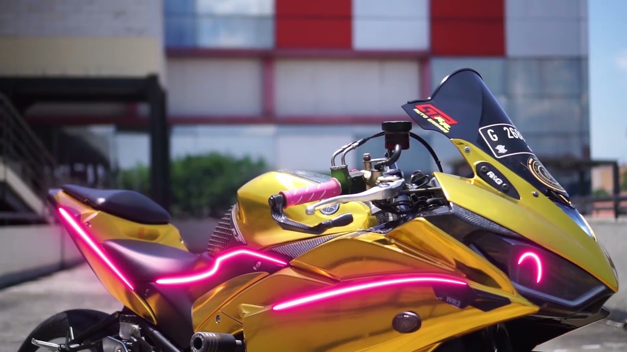 Cinematic R25 Yamaha