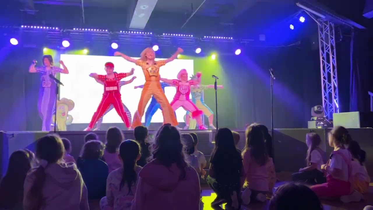 Hey We’re the Skyline Gang (Dance Academy 2023, Bognor Regis)