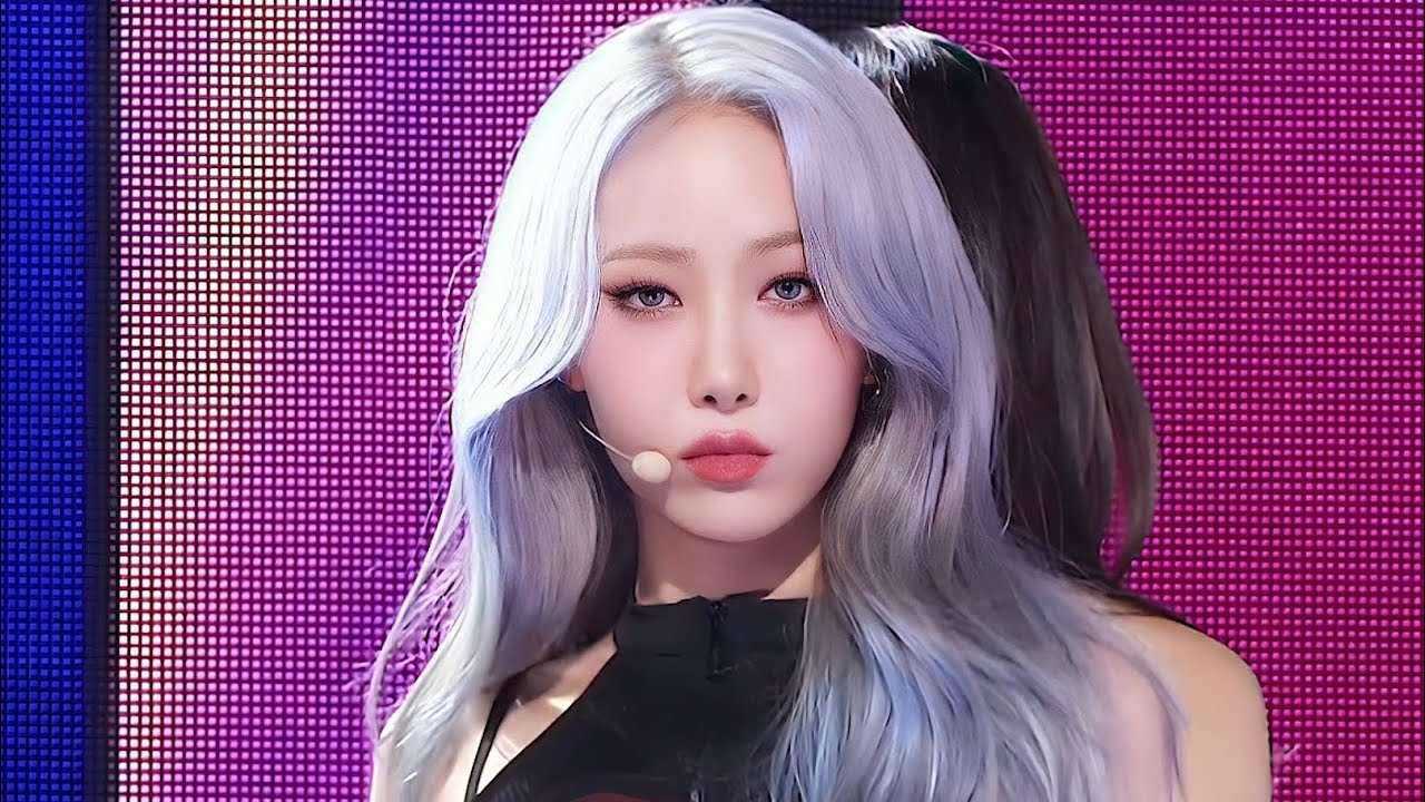 VIVIZ(비비지) -- Untie(언타이) [Stage Mix 교차편집]