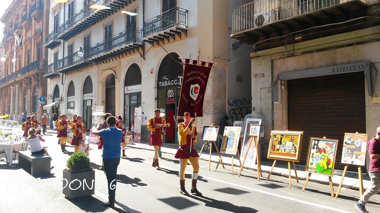 Sbandieratori di Caccamo al Cassaro di Palermo