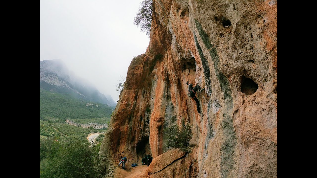 Karinca 7a. Rock climbing in Geyikbayiri.