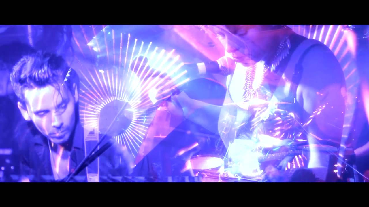 Lola Colt 'Twist Through the Fire' - Live at the Shacklewell Arms