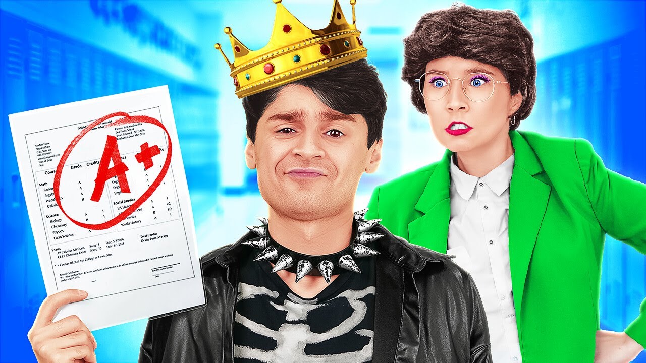 AM DEVENIT DIRECTOR DE ȘCOALĂ || Elev Normal VS Copilul Directorului De la 123 GO!
