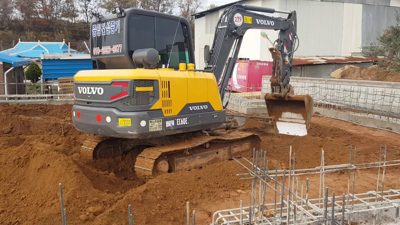 ☆포크맨TV☆VOLVO EC60E 03LC 건물기초 방통되메우기 바닥정리작업 일머리동영상♡ 초보자 필수♡