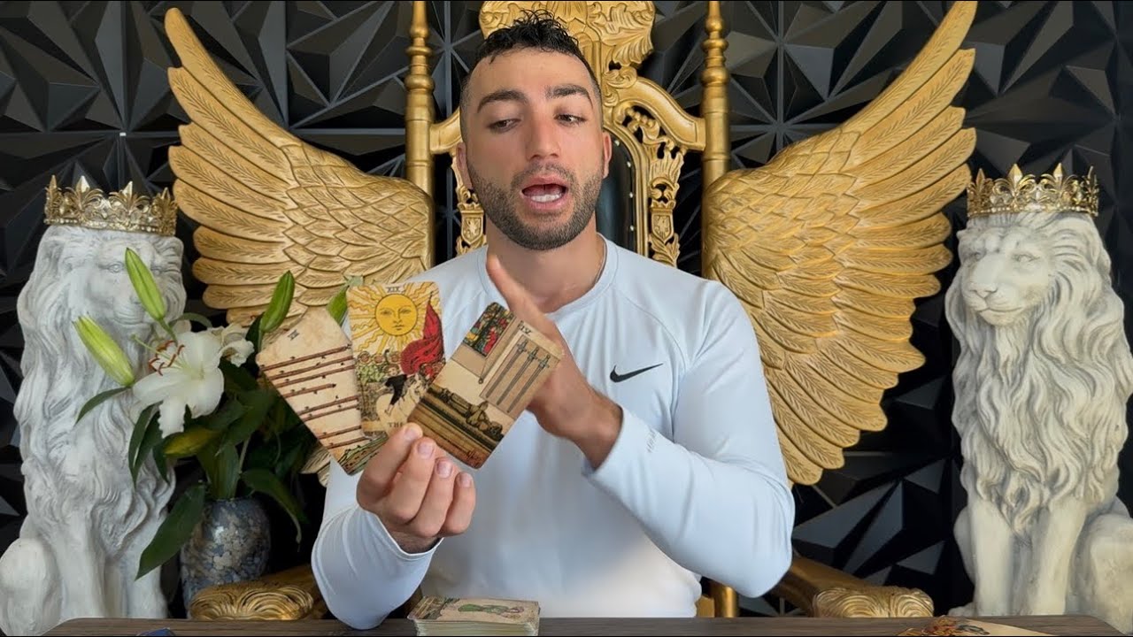 ВОДОЛЕЙ &mdash; Это тот же самый человек, который появляется в вашем сегодняшнем раскладе 3 раза! Готов...