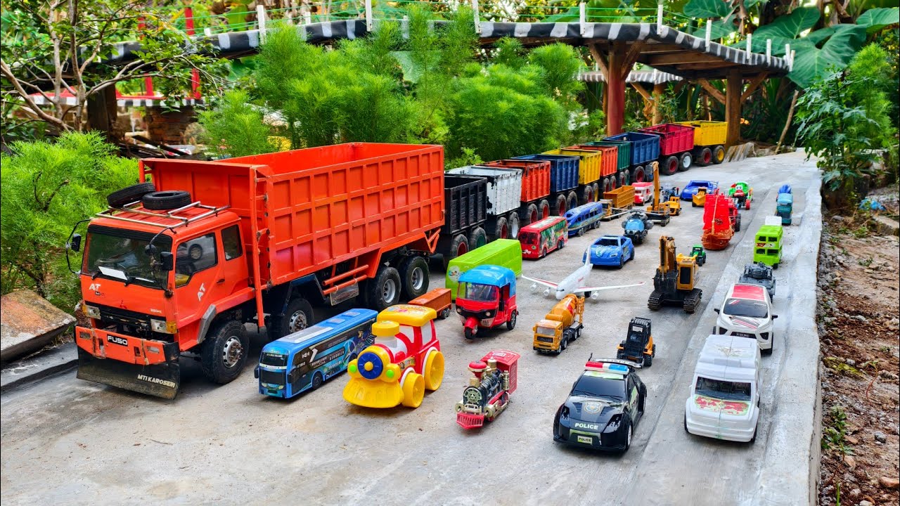 WADIDAU !!! Mobil Truk Tronton Panjang Bongkar Mainan Mobil Mobilan Truk Molen, Truk Mixer, Ambulan