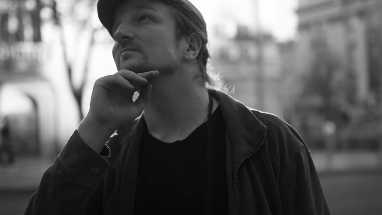 Ю.Іздрик «Якби ти знала,яка ти гарна…»