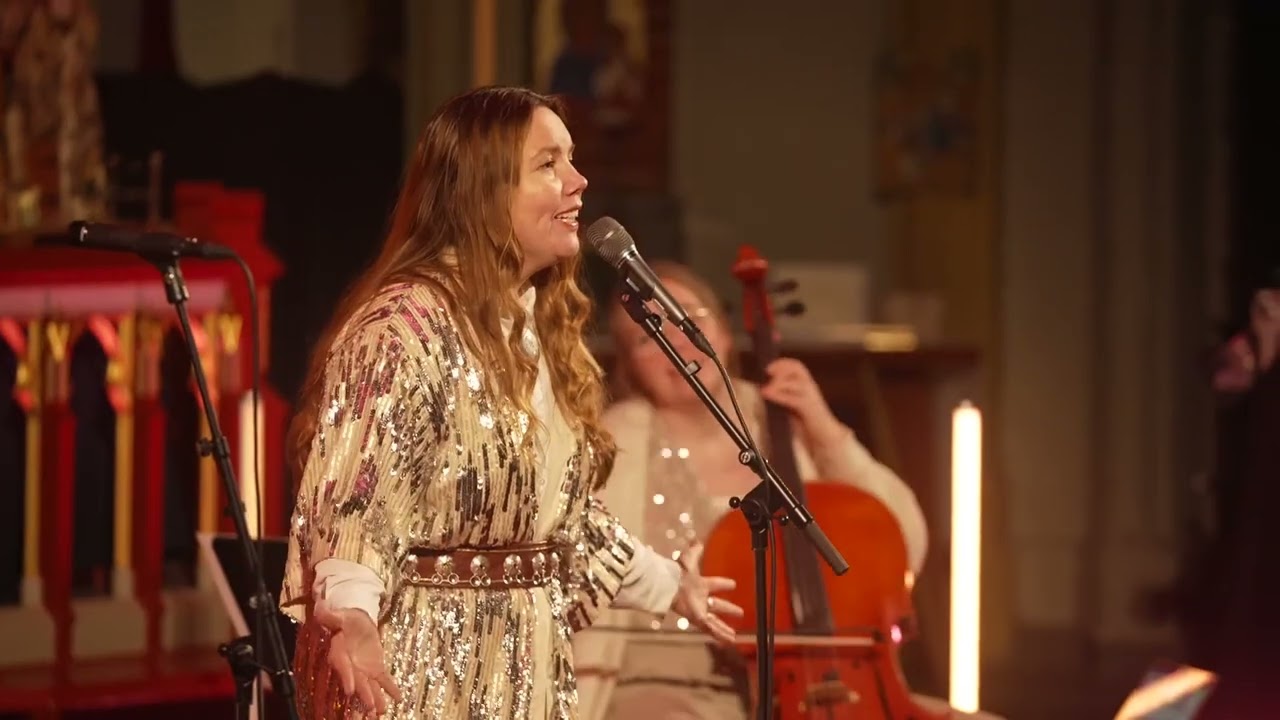 Kajsa Balto - Stuorámus skeaŋka (live)