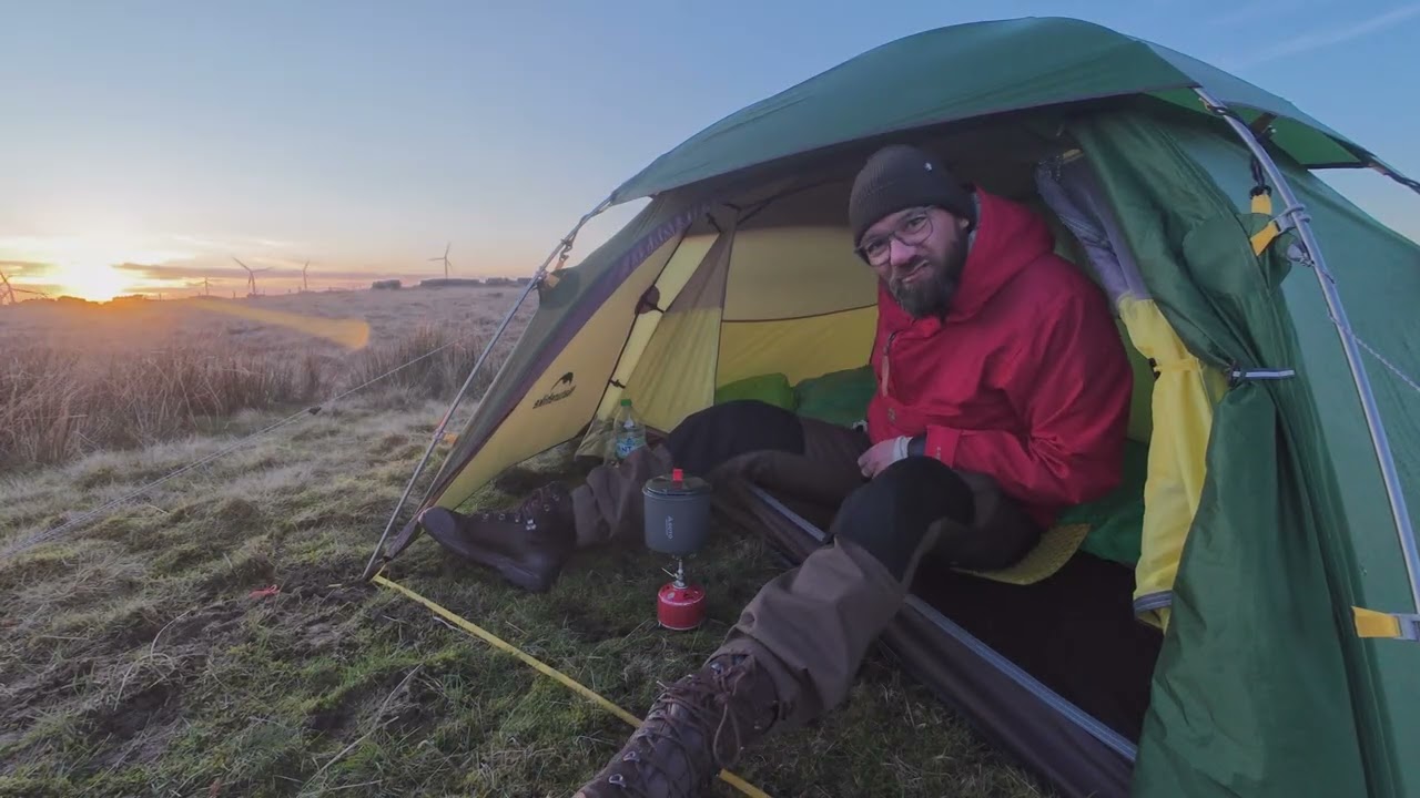 With a  break in the weather, I headed out for a peaceful wild camp the off Cotton Road