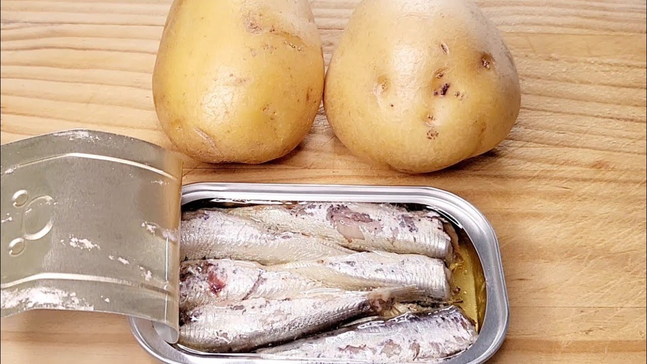 TIENES 1 LATA DE SARDINAS y 2 PATATAS? 10 MINUTOS y ESTÁ LISTA la RECETA👌RAPIDÍSIMA ECONÓMICA y RICA