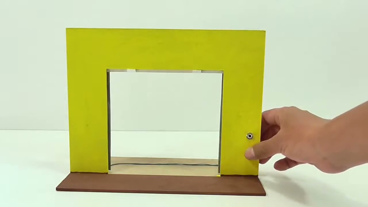 Como fazer uma mini porta de enrolar automática caseira