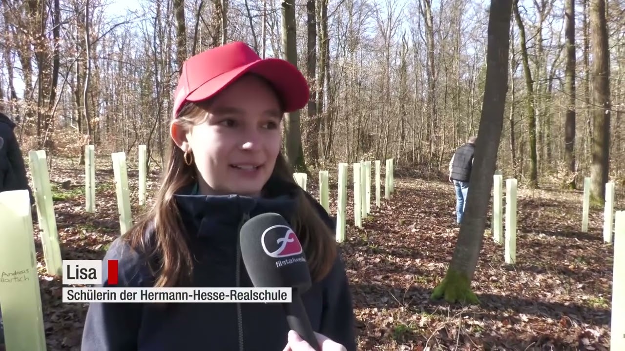 Baumpflanzaktion mit der Hermann-Hesse-Realschule