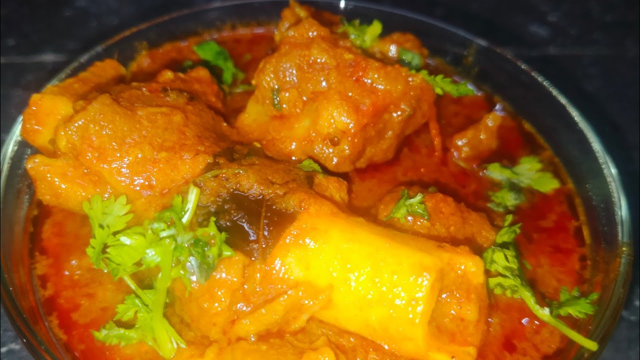 కుక్కర్ లో చాలా సింపుల్ గా టేస్టీ గా మటన్ కర్రీ # mutton curry in simple way# mutton curry making 😋😋