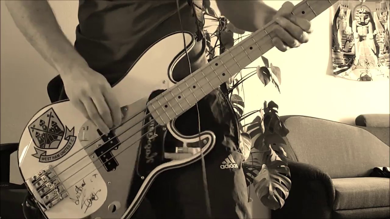 Iron Maiden - Deja Vu Bass Cover
