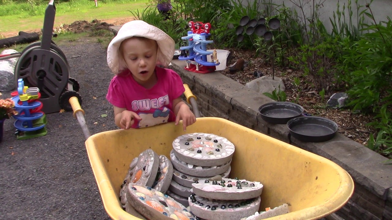 DIY Stepping Stones - Kids Project