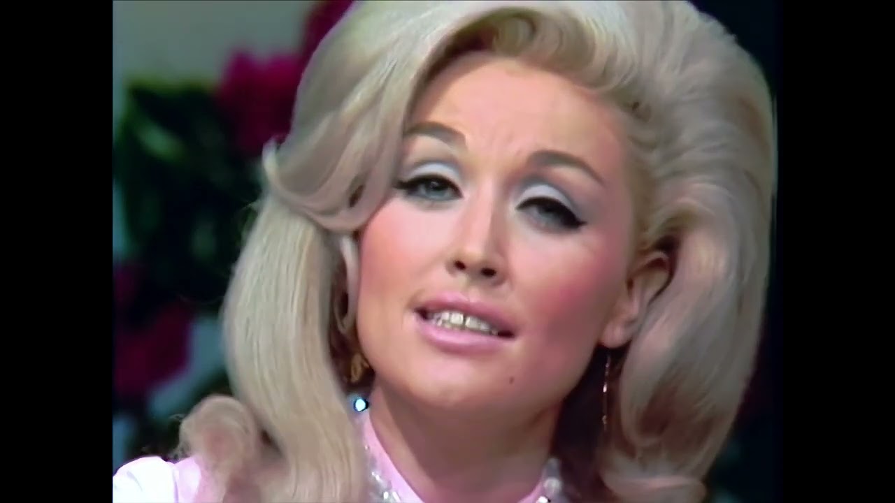 Dolly Parton - Coat of Many Colors First Performance
