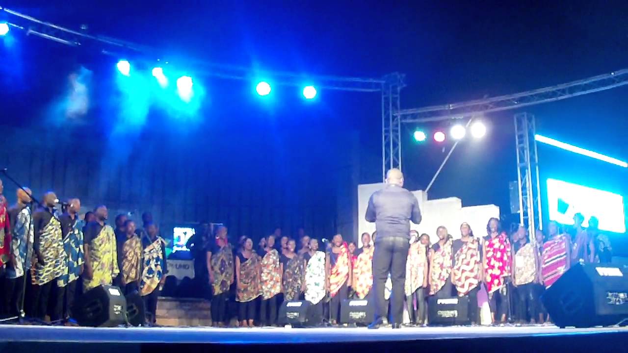 GOSPEL DAY Rdc: Prestation de la Chorale Luc Gillon.