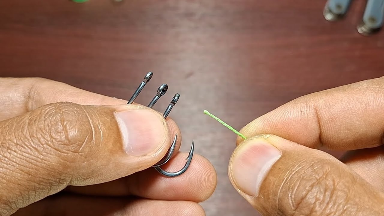 Easy trick in tying fishing hooks, 3 hooks in one straight line #fishingknot #fishinghook