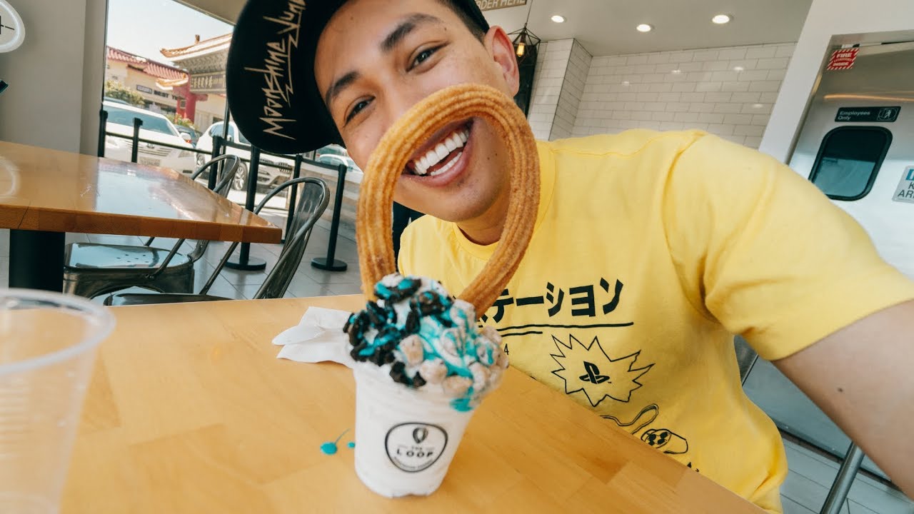 The Day Before WonderCon 2019 // Sony A6400