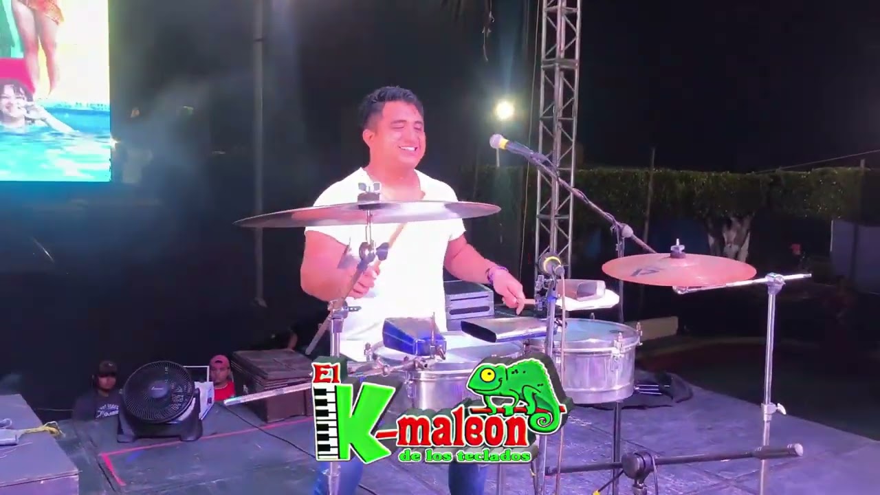 El camaleón de los teclados - el baile de las nenas en vivo feria ayapa Jalpa de Méndez Tabasco 