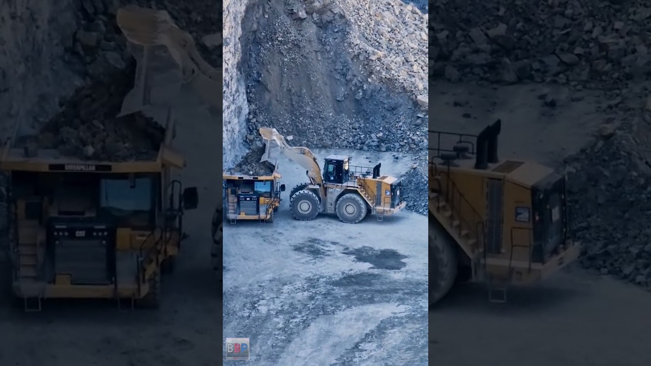 👷 Power Team: CAT 990K & 775G im Steinbruch, 2025.