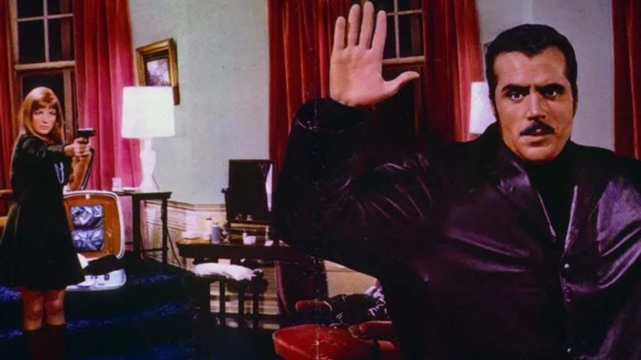 Monica Vitti in una commedia cult da Oscar | La ragazza con la pistola | Film Completo