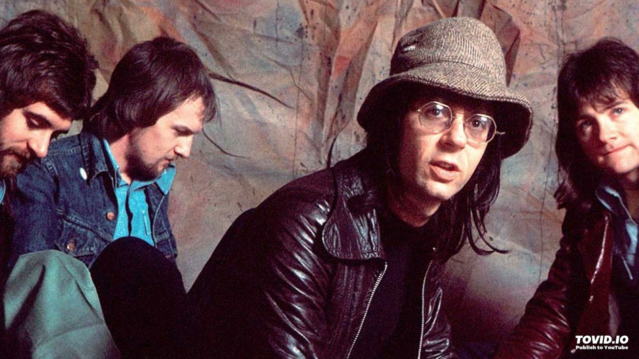 Manfred Mann's Earth Band - Fat Nelly  1975
