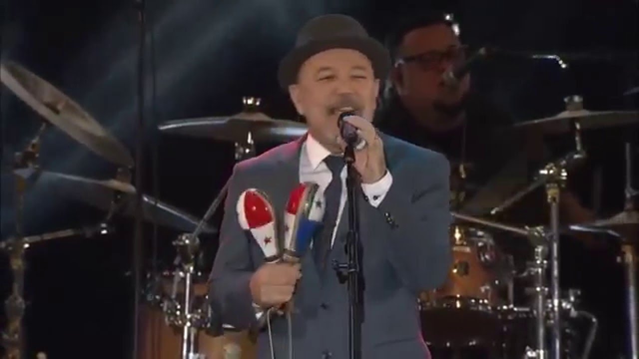 Rubén Blades con Roberto Delgado & Orquesta | CAMINANDO
