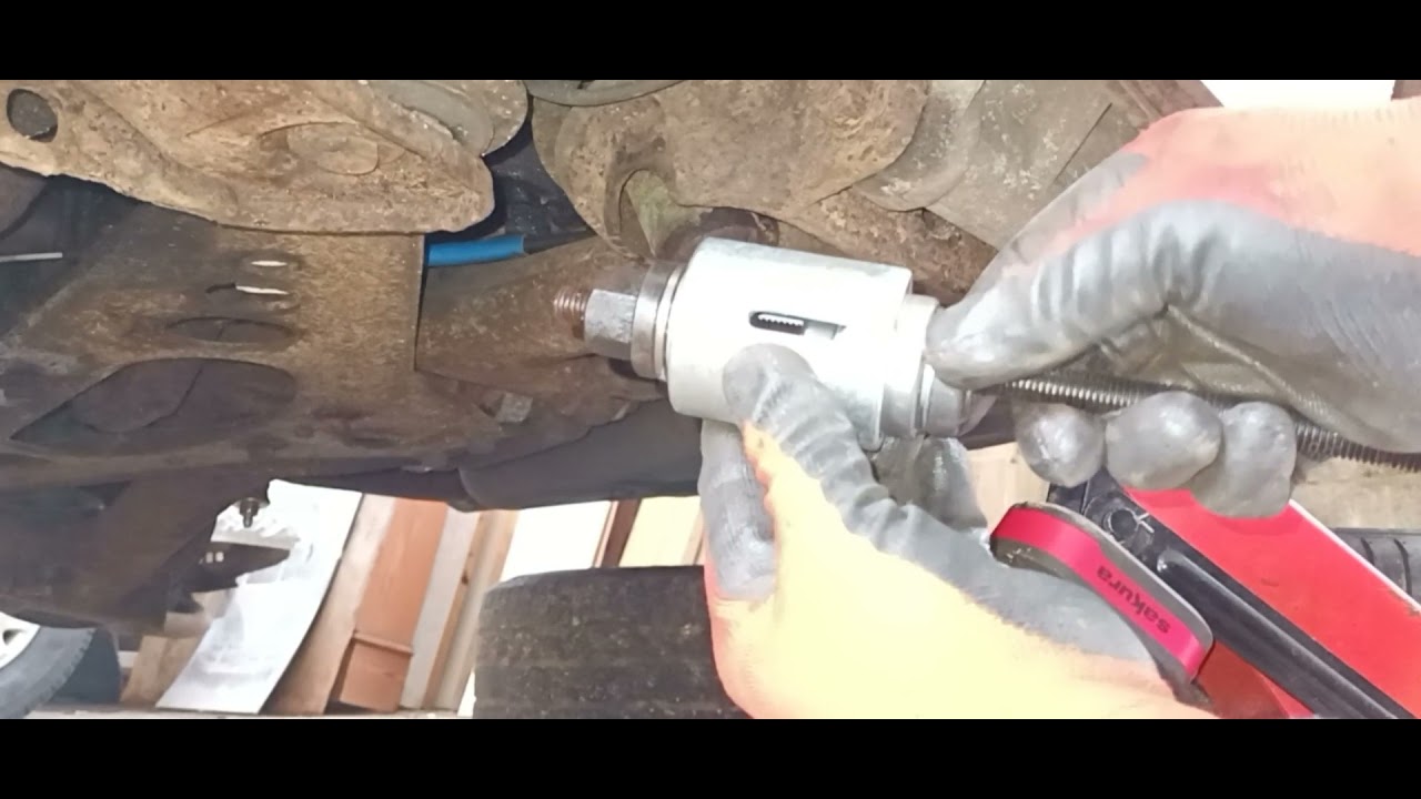 Jaguar XK8 | Rear suspension lower shock bush replacement