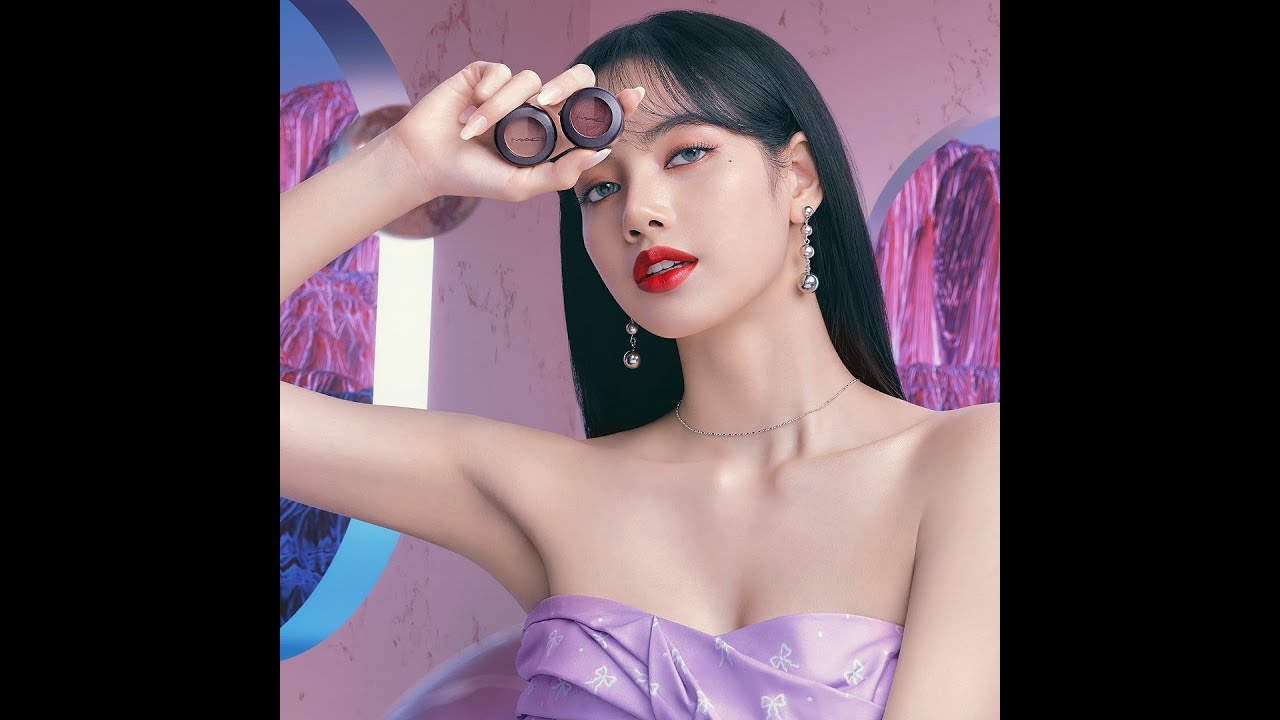 BLACKPINK LISA INSTAGRAM UPDATES