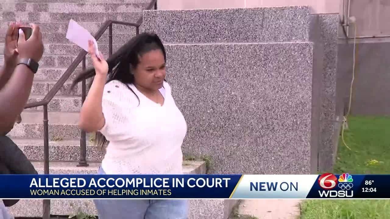 New Orleans woman accused of helping 3 escaped inmates enters plea