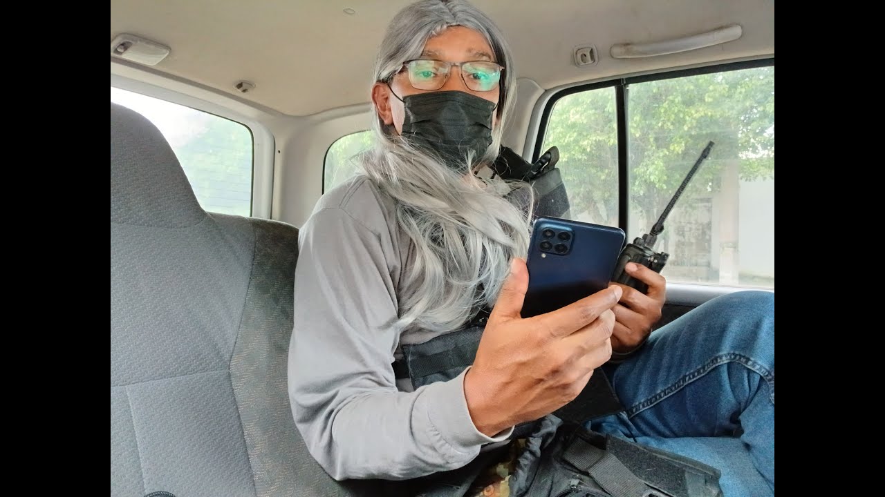 Broma a los que se hacen pasar por Bancos.