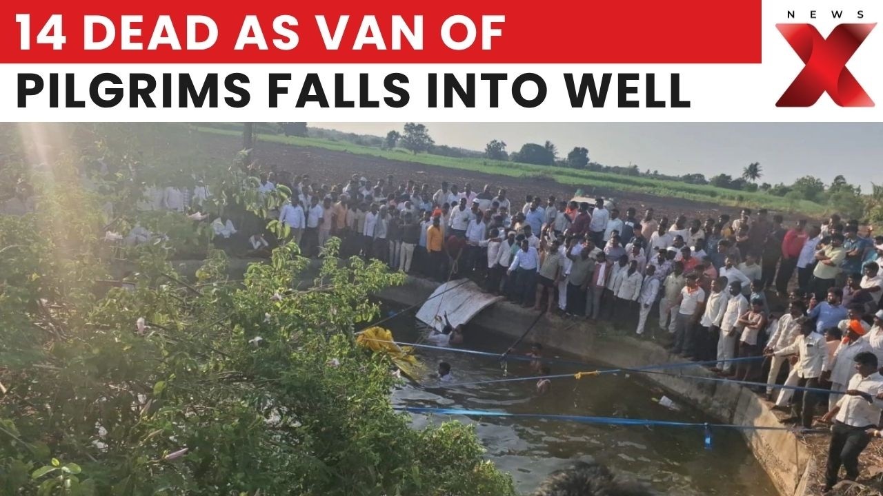 Maharashtra Horror: 14 Pilgrims Killed After Overloaded Van Falls Into Well in Pandharpur