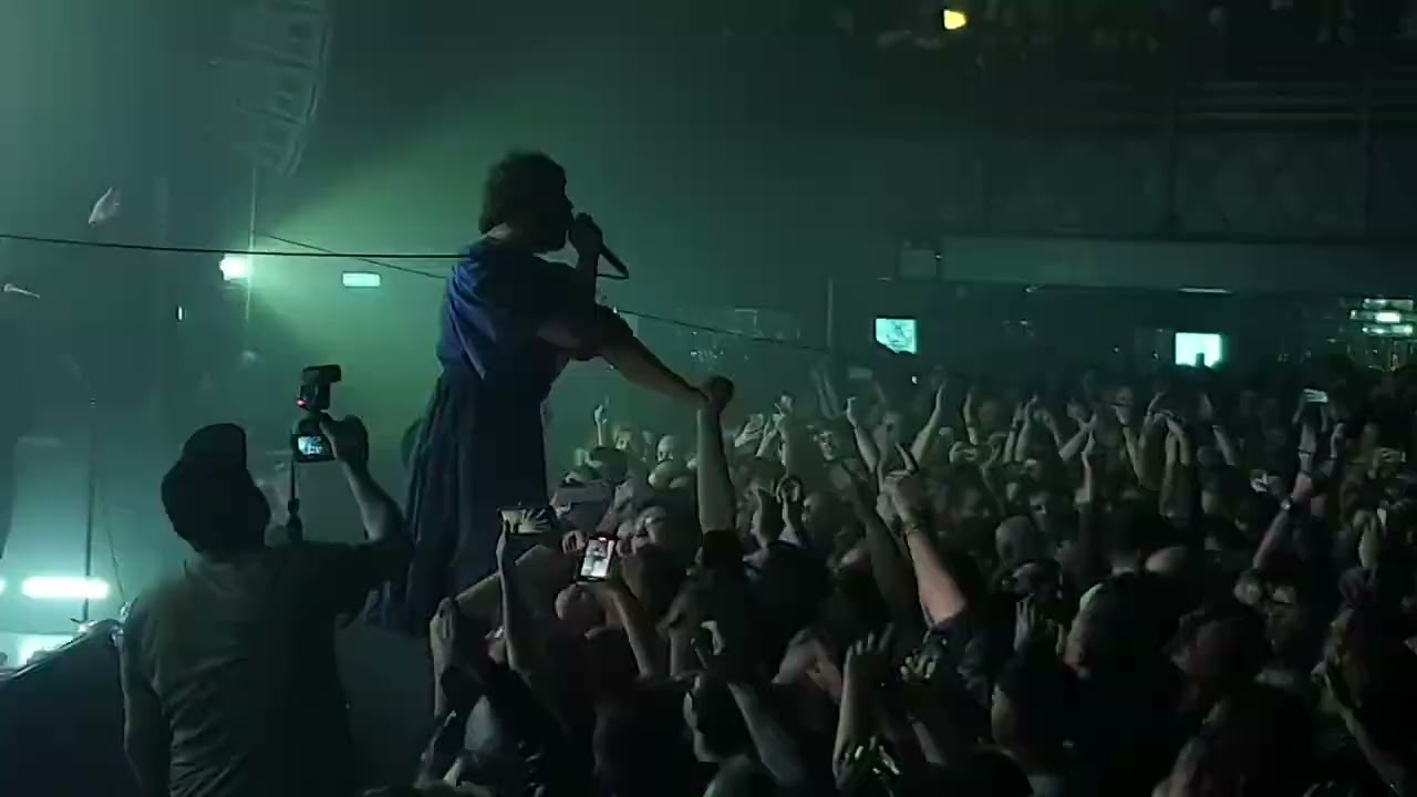 Clips of Idles at Rock City, Nottingham (26/11/24)