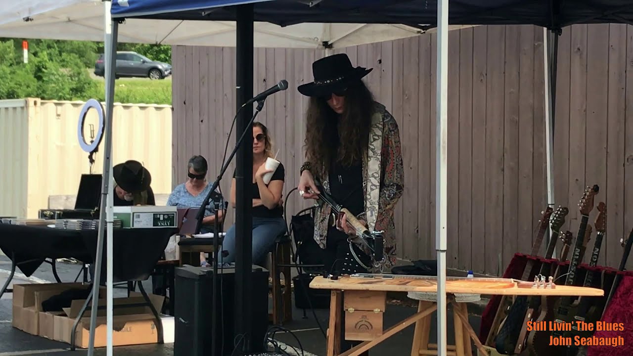 Justin Johnson - The Shovel Guitar Wizard - Live in St. Louis
