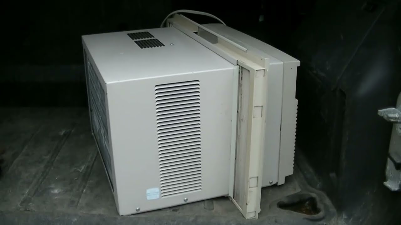 White Westinghouse WCI 8,000 BTU Air Conditioner