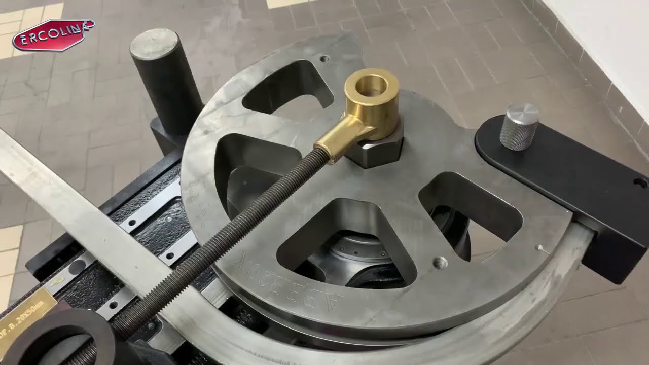 Ercolina TB80PT machine bending a solid stainless steel 50x20mm #admsolutions #ercolina #hglaser