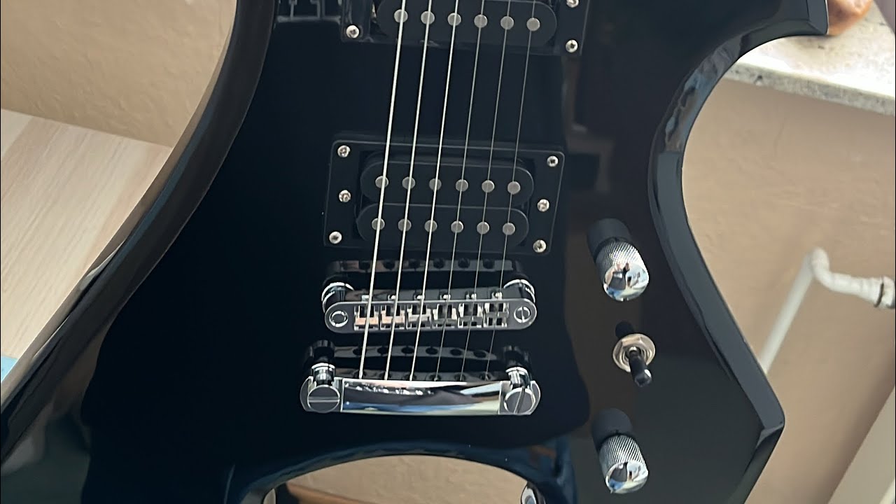 Unboxing Harley Benton BS-20-BK Rock Serie || Technikbienchen