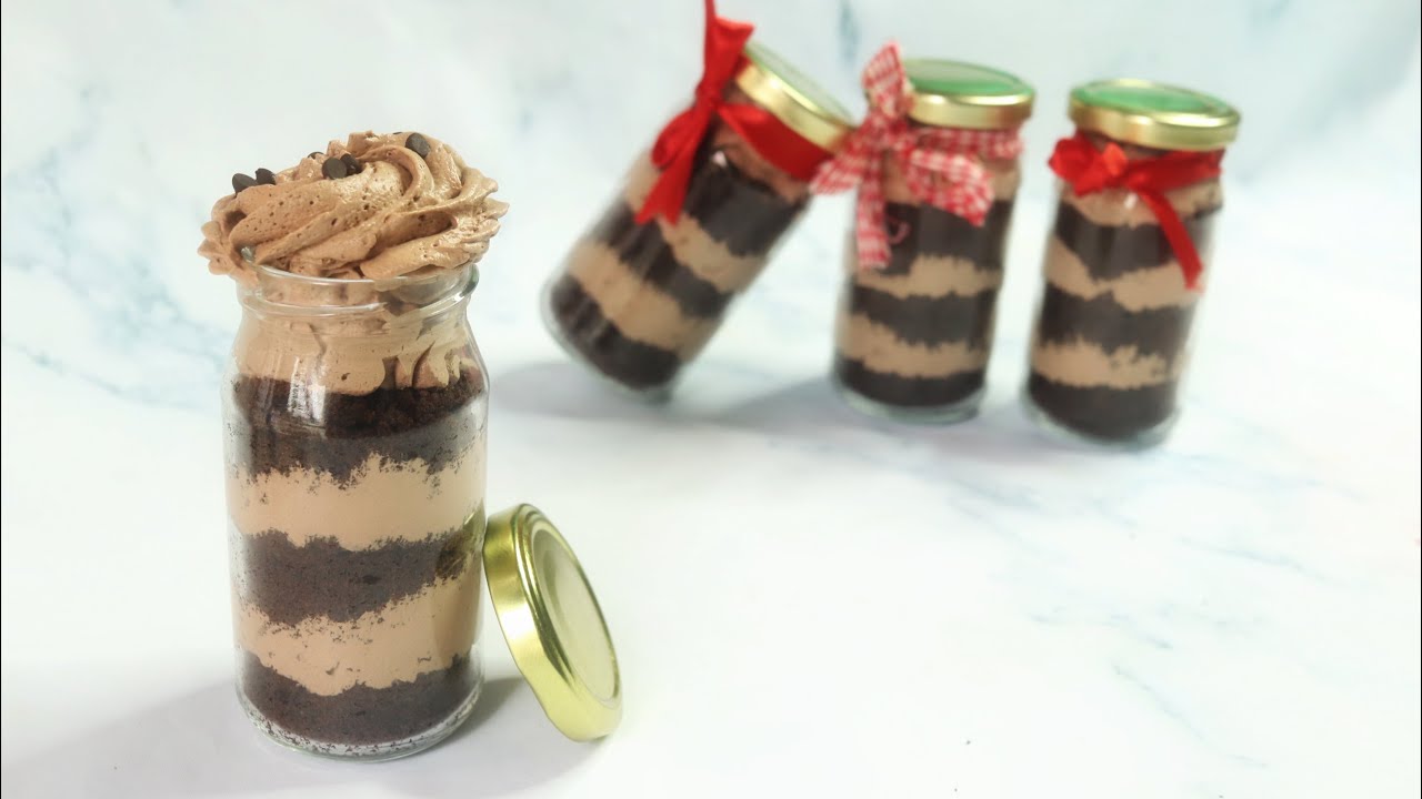 Chocolate Jar Cake Assembling | Cake Fusion