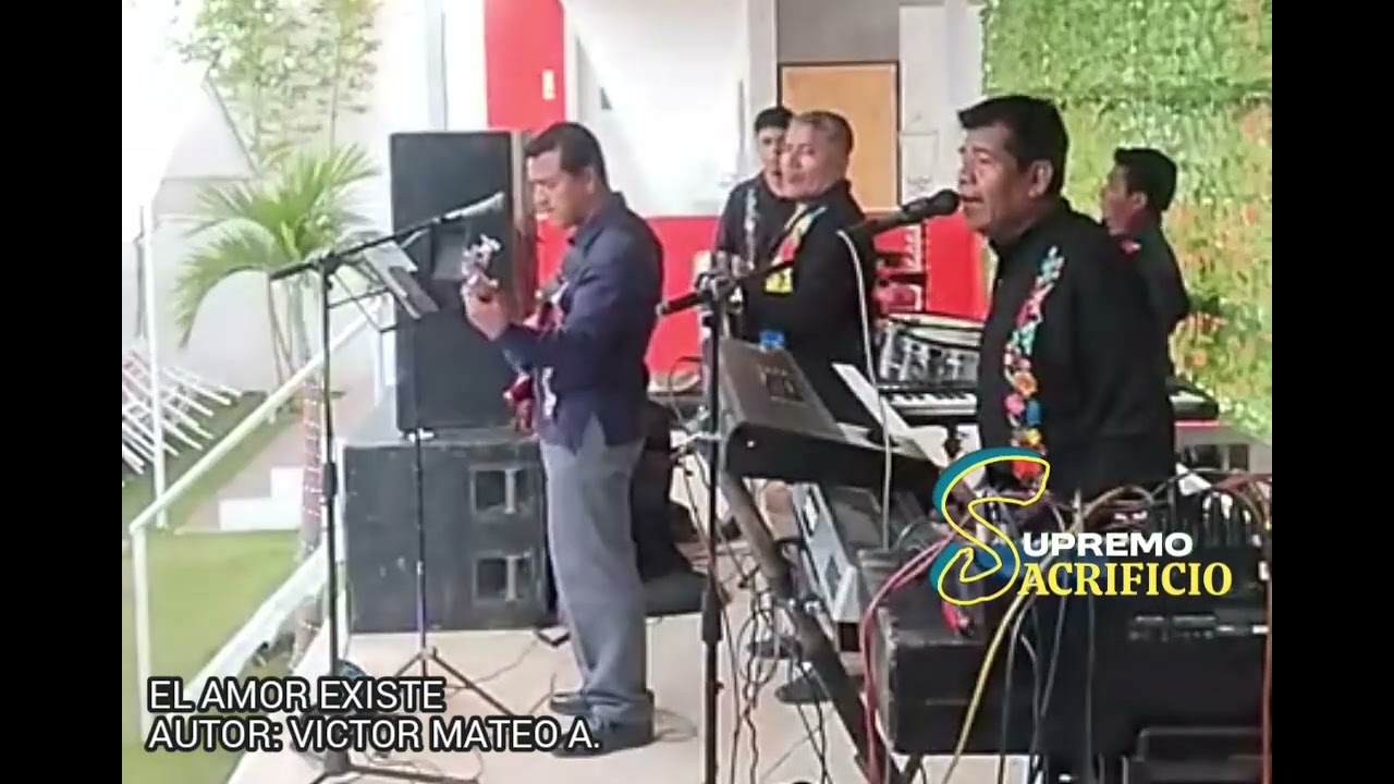 SUOREMO SACRIFICIO SALON ROJO BAMBU 1