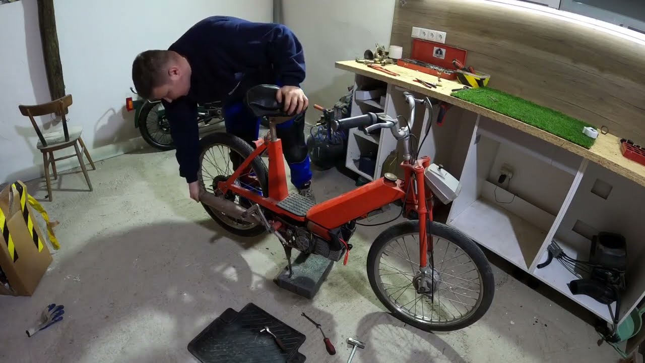 Štart po 6 rokoch Babetta 228 ( podari sa to?)