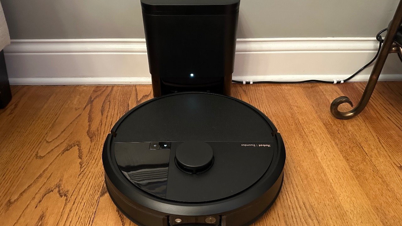 Обзор робота-пылесоса iRobot Roomba Max 705