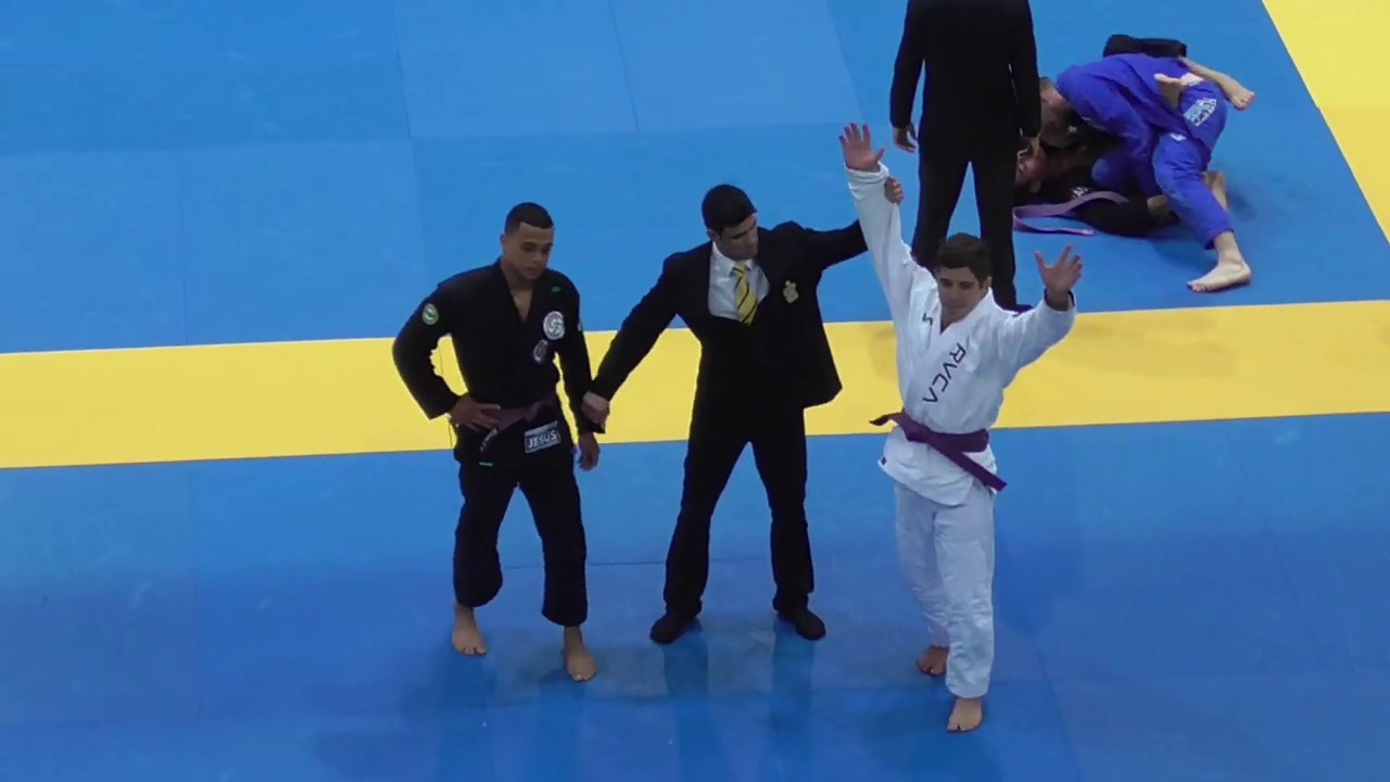 Tainan Dalpra vs Alex Munis - FINAL - IBJJF European Open 2019 - Purple Adult - Middle