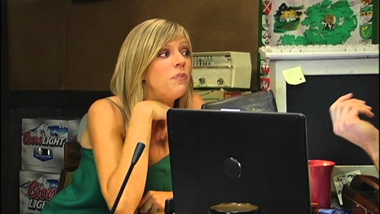 Dennis & Dee's Podcast | Terrorism (It's Always Sunny in Philadelphia)