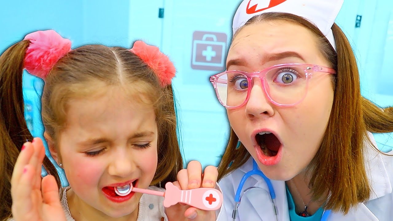 Ruby and Bonnie pretend play about happiness story