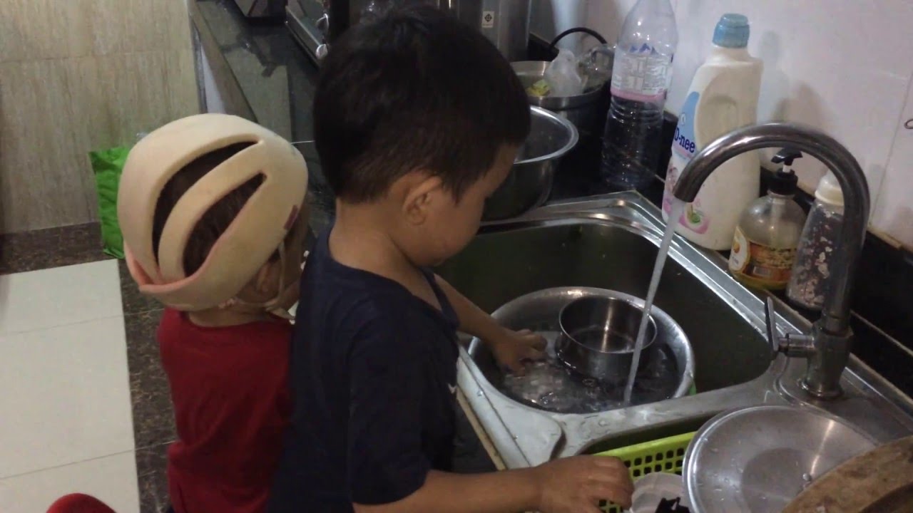 Dish Washing Funny Kids